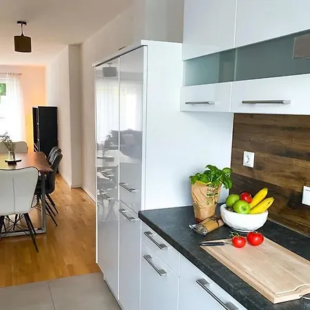 Modern Living Haus Mit 3 Schlafzimmern Fuer Bis Zu 7 Personen